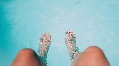 Prevención del desarrollo del hongo en las uñas de las piernas